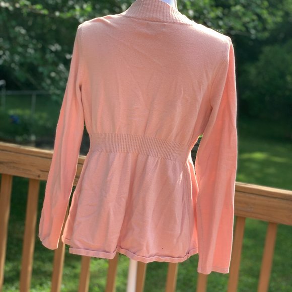 Elle - Pink Scalloped Neck Cardigan -Small - Picture 2 of 2